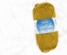 Load image into Gallery viewer, Hatchling Woolaby DK